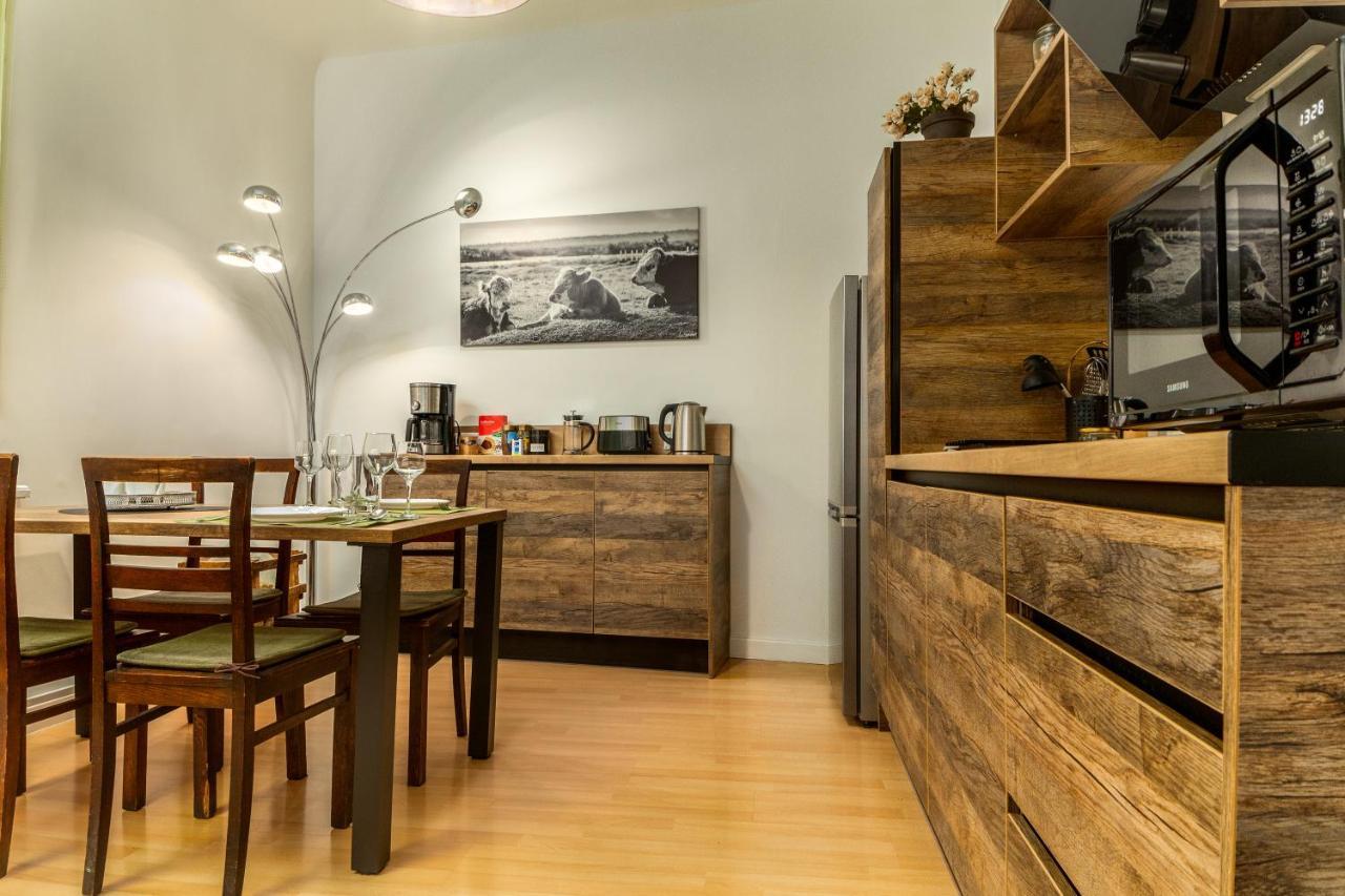 Central Perk Apartments Riga Eksteriør billede